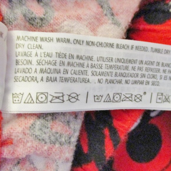 Disney Womens Flannel Pajama/Lounge Pants Mickey&Minnie, Red, Tie Close Size 2XL - Picture 12 of 13